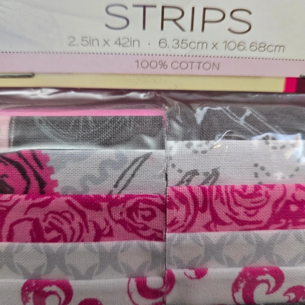 Creative Cuts Pink Paris Strips 2.5x42 28pc Lot Cotton Fabric Jelly Roll Style